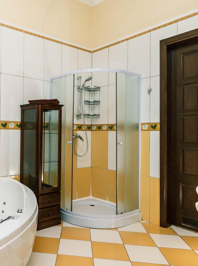 Apartament On Independence Square Kiev Buitenkant foto