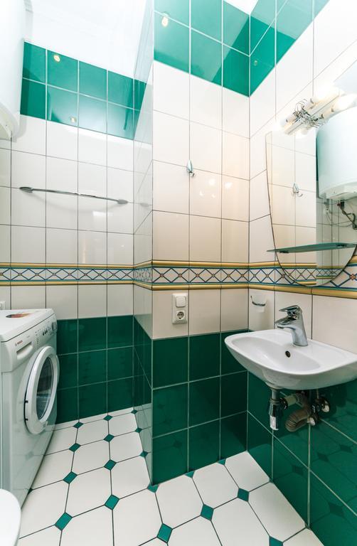 Apartament On Independence Square Kiev Buitenkant foto