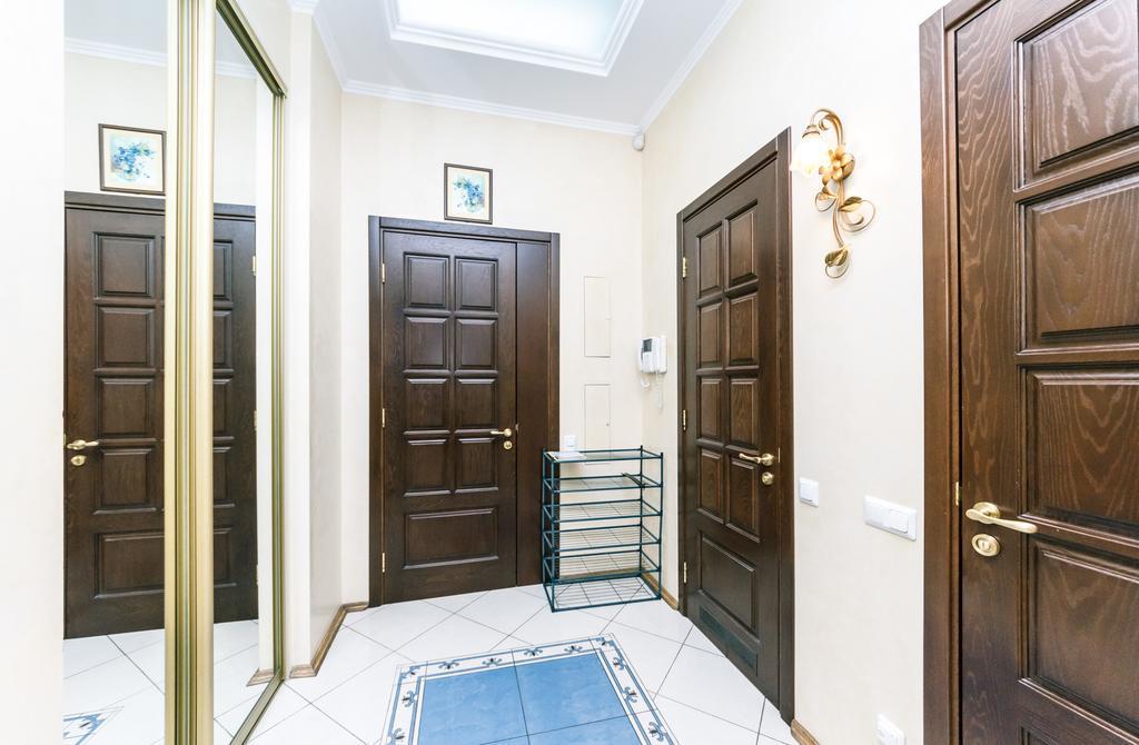 Apartament On Independence Square Kiev Buitenkant foto