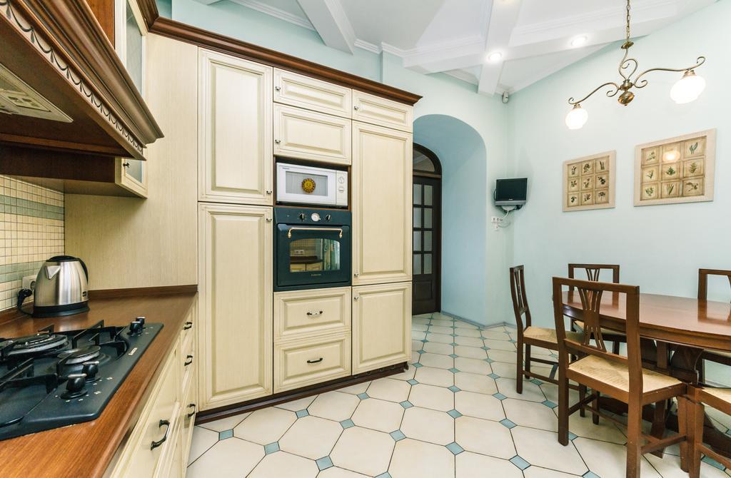 Apartament On Independence Square Kiev Buitenkant foto